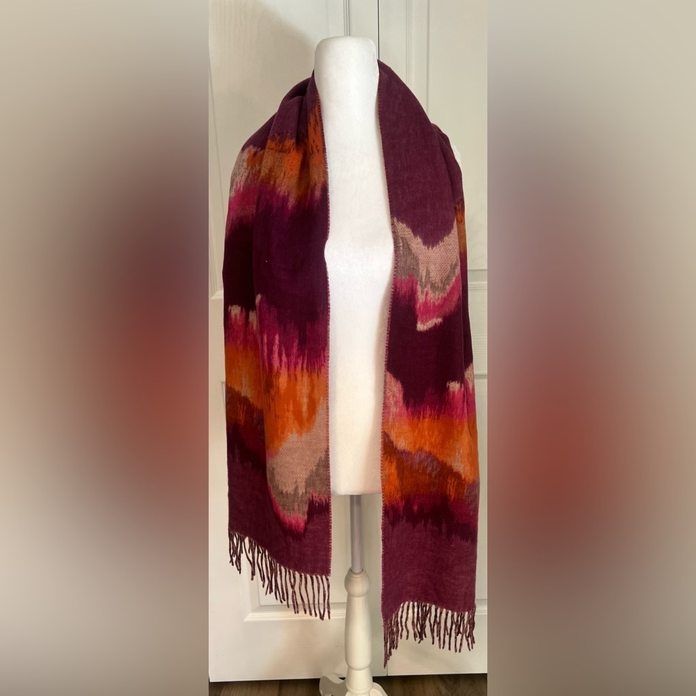 Lord & Taylor Abstract Purple & Orange Acrylic Scarf